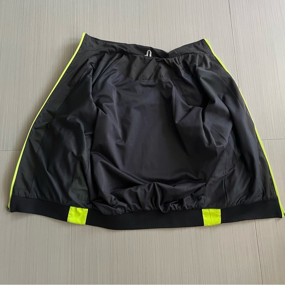 Jacket - Picture 14 of 14